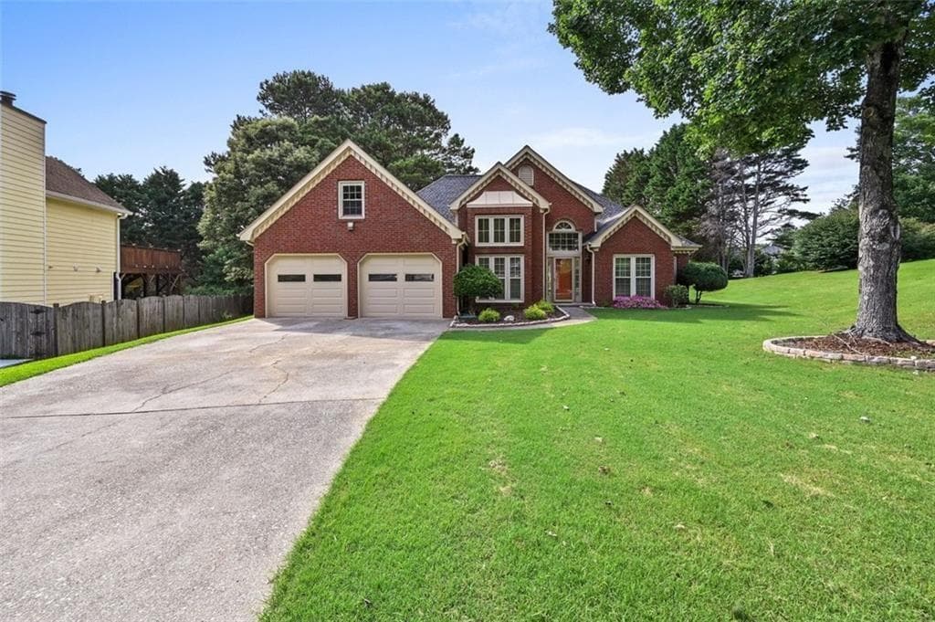 3 bedroom, 2 bathroom, 1,949 sq ft single family residence under contract at 245 Walford Court, Suwanee, GA 30024