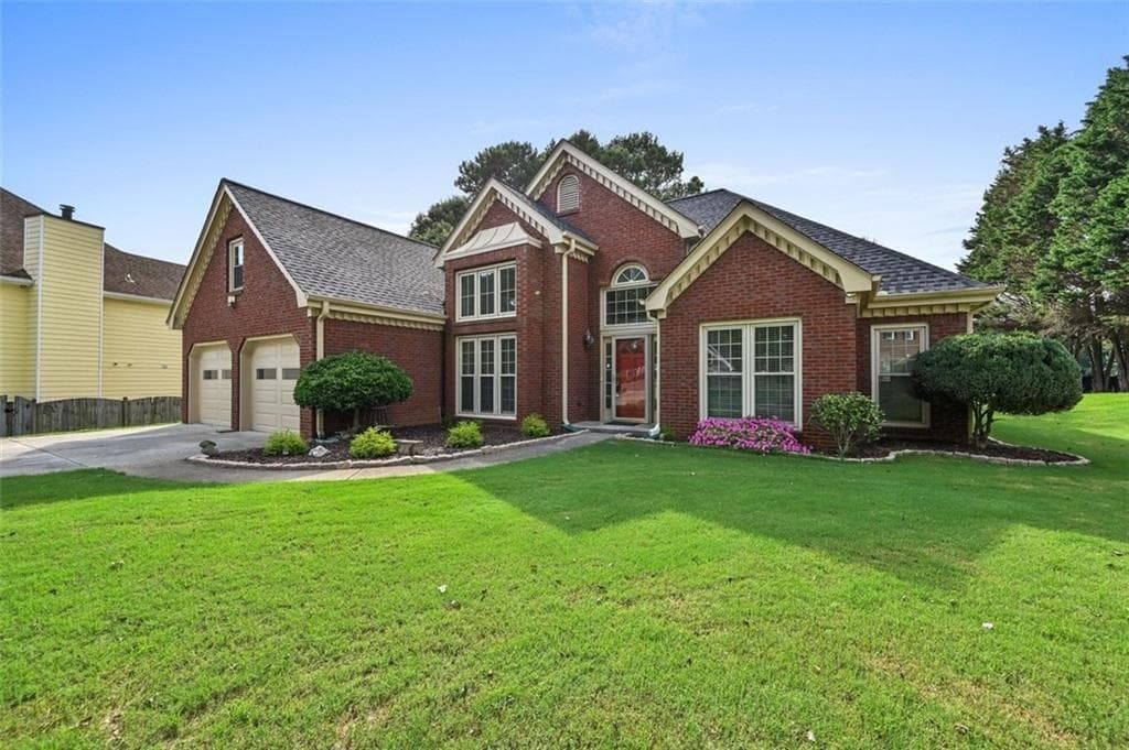 3 bedroom, 2 bathroom, 1,949 sq ft single family residence under contract at 245 Walford Court, Suwanee, GA 30024 — photo 9