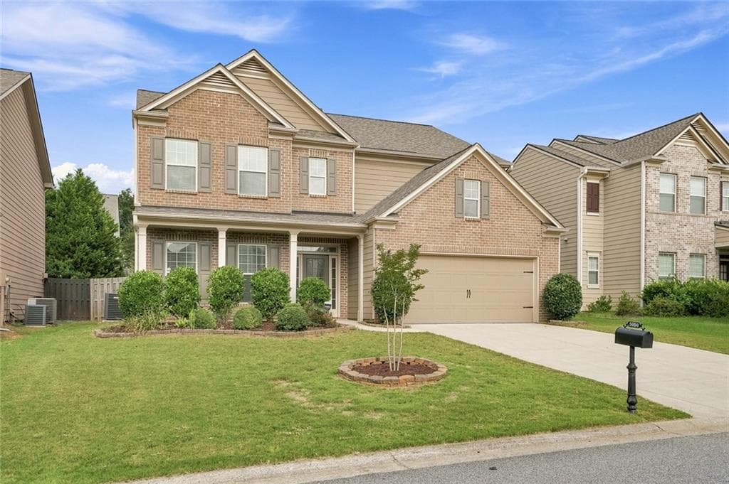 4 bedroom, 3 bathroom, 2,904 sq ft single family residence under contract at 5050 Brierstone Drive, Alpharetta, GA 30004 — photo 7