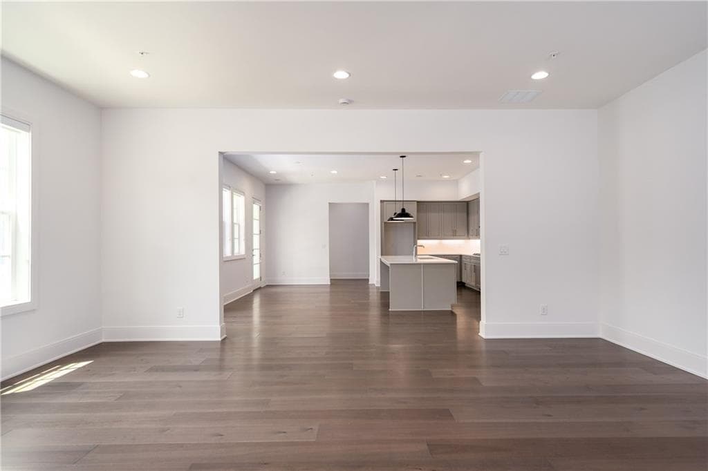 3 bedroom, 3 bathroom, 2,384 sq ft condominium for sale at 1200 Ponce De Leon Avenue B1, Atlanta, GA 30306 — photo 7