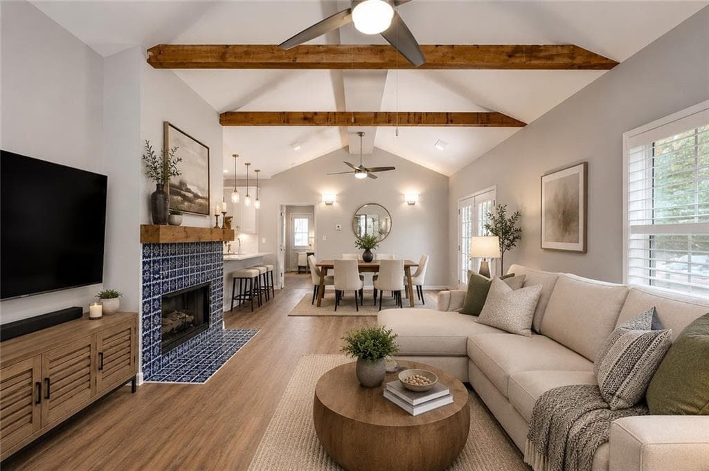 2 bedroom, 2 bathroom, 2,250 sq ft condominium for sale at 3321 Raes Creek Road BLDG 11, Marietta, GA 30008 — photo 1 of 44