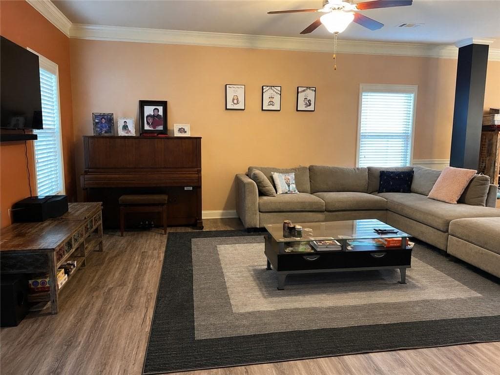 5 bedroom, 5 bathroom, 4,352 sq ft single family residence for sale at 2526 Olney Falls Drive, Braselton, GA 30517 — photo 3