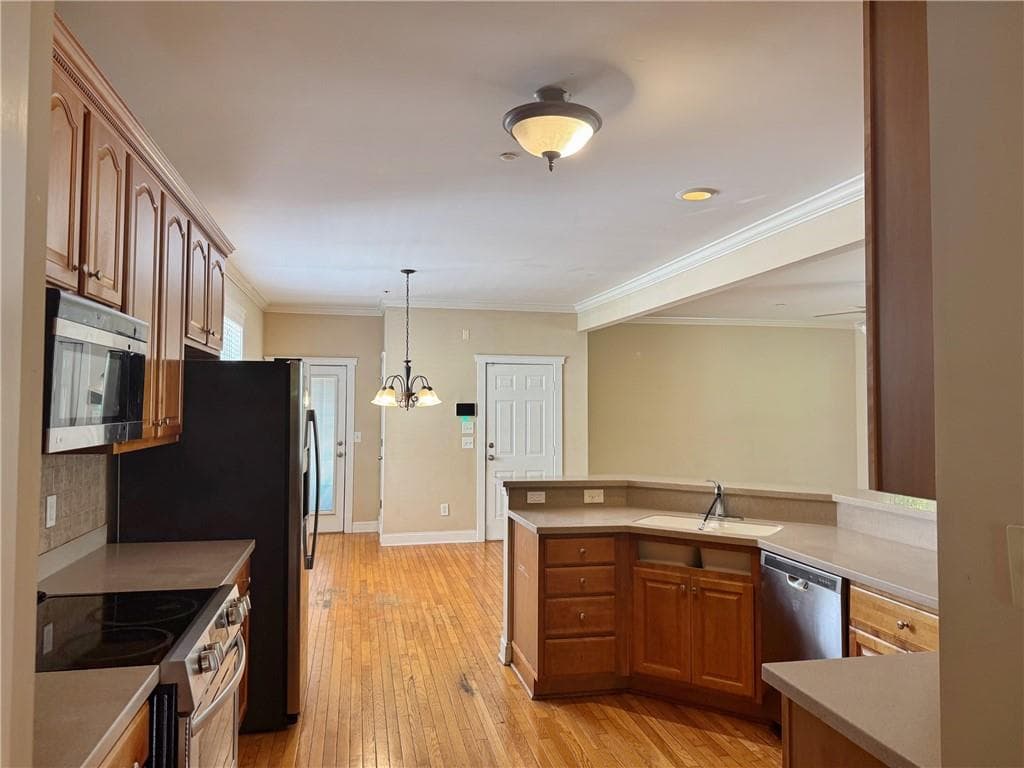 3 bedroom, 3 bathroom, 2,181 sq ft single family residence for sale at 150 Clandon Park Terrace, Fayetteville, GA 30214 — photo 7