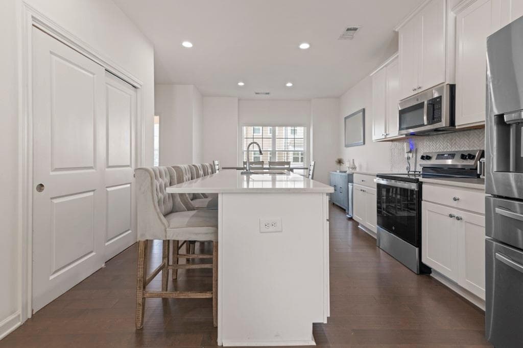 4 bedroom, 4 bathroom, 1,344 sq ft townhouse for rent at 940 Society Circle, Atlanta, GA 30331 for $2,350 a month — photo 8