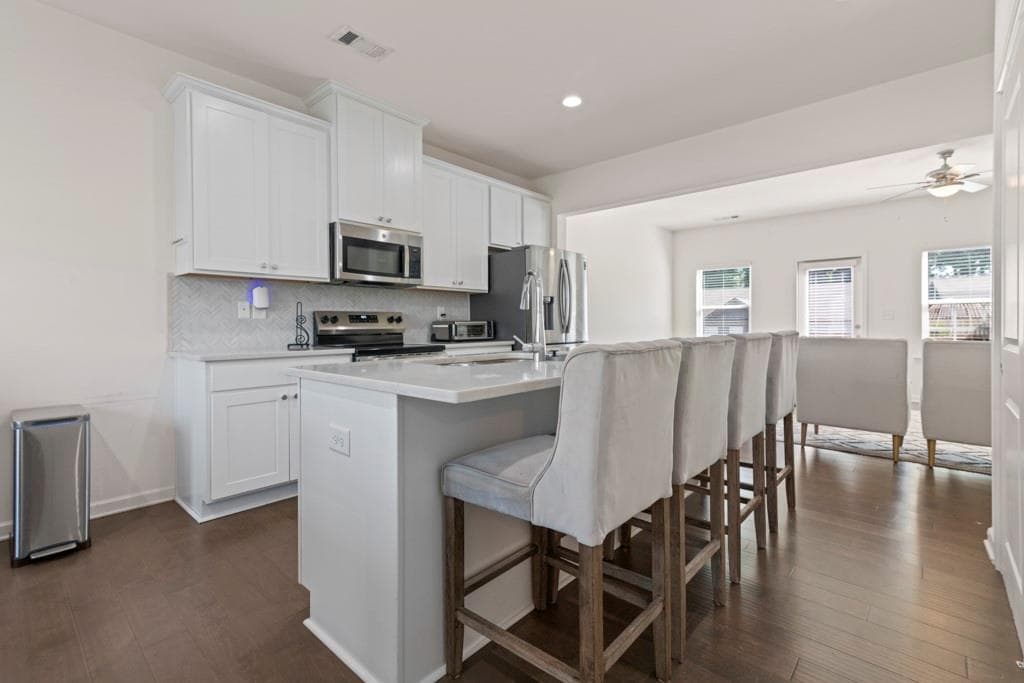 4 bedroom, 4 bathroom, 1,344 sq ft townhouse for rent at 940 Society Circle, Atlanta, GA 30331 for $2,350 a month — photo 10