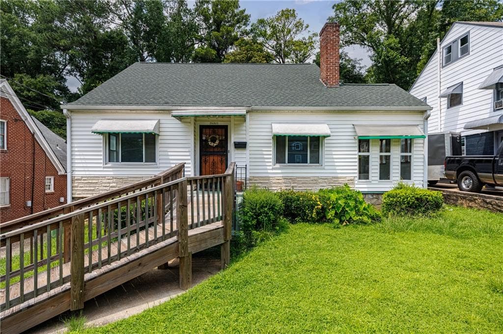 4 bedroom, 2 bathroom, 2,201 sq ft single family residence sold at 1667 Westhaven Drive, Atlanta, GA 30311