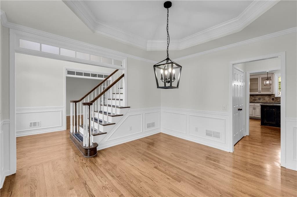 5 bedroom, 4 bathroom, 4,438 sq ft single family residence for sale at 4910 Red Robin Ridge, Johns Creek, GA 30022 — photo 7