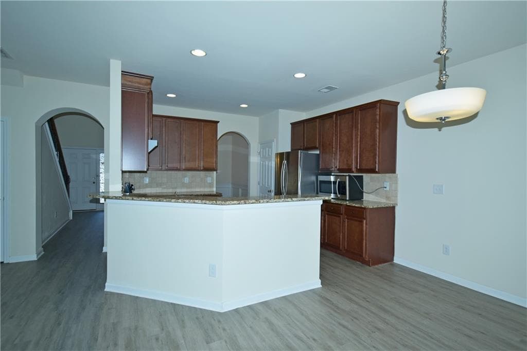 5 bedroom, 3 bathroom, 2,638 sq ft single family residence for rent at 3094 Tofte Drive, Duluth, GA 30096 for $2,650 a month — photo 9