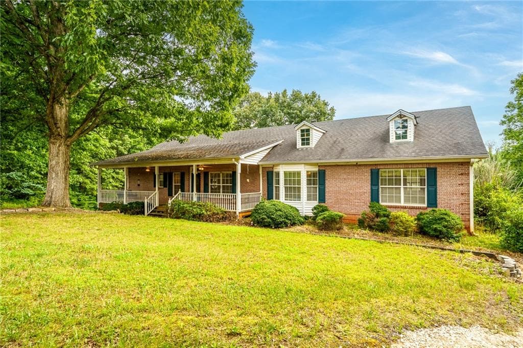 4 bedroom, 4 bathroom, 3,981 sq ft single family residence for sale at 25 Loon Lane, Ball Ground, GA 30107 — photo 2