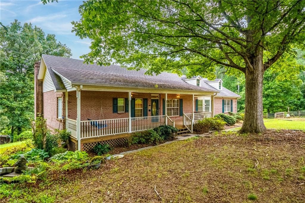 4 bedroom, 4 bathroom, 3,981 sq ft single family residence for sale at 25 Loon Lane, Ball Ground, GA 30107 — photo 4