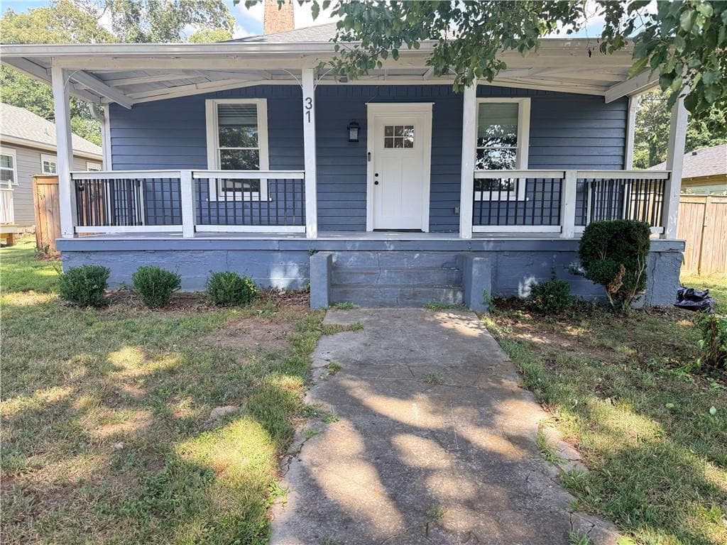 3 bedroom, 2 bathroom, 1,405 sq ft single family residence for rent at 31 Mildred Place, Atlanta, GA 30318 for $2,100 a month — photo 1 of 16