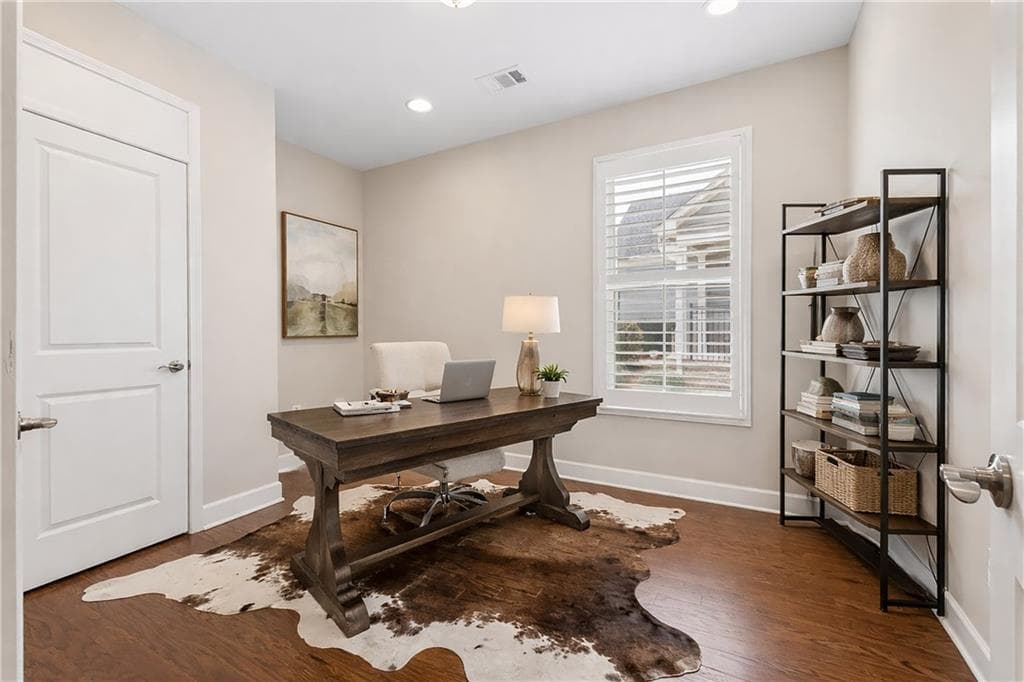 4 bedroom, 3 bathroom, 3,648 sq ft single family residence for sale at 4024 Great Pine Drive, Gainesville, GA 30504 — photo 5