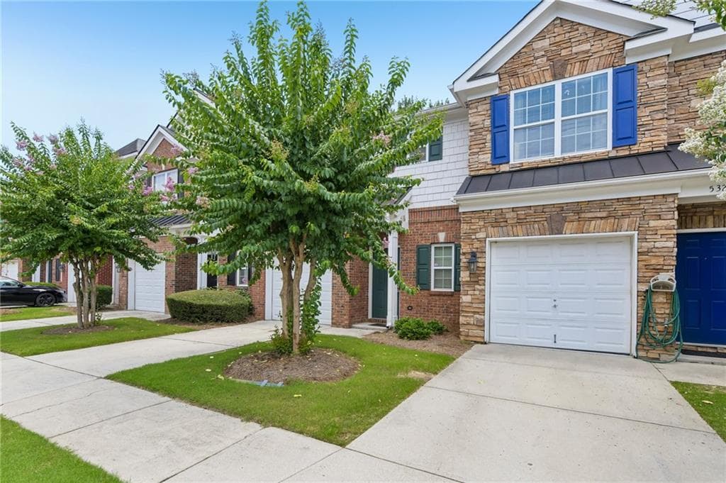 3 bedroom, 3 bathroom, 1,568 sq ft townhouse for sale at 5326 Langston Road, Norcross, GA 30071 — photo 3