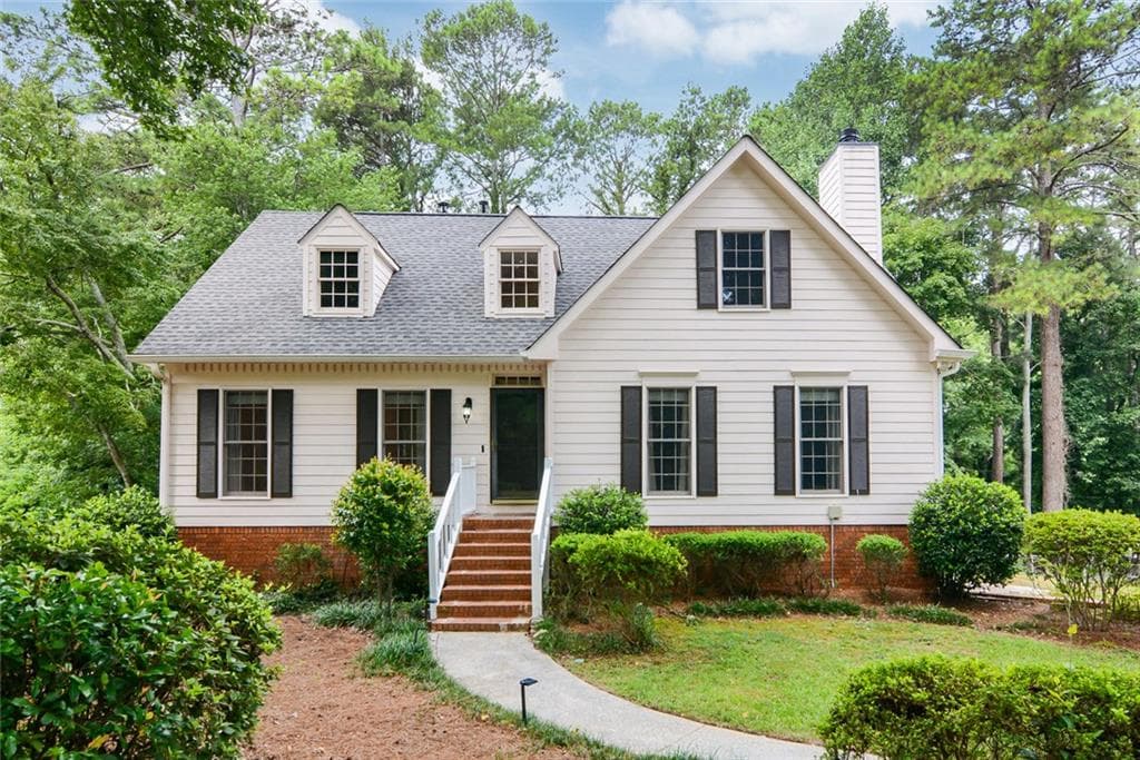 5 bedroom, 4 bathroom, 3,200 sq ft single family residence for rent at 4156 Westerleigh Court, Peachtree Corners, GA 30092 for $3,500 a month — photo 1 of 34