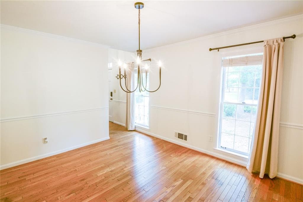 5 bedroom, 4 bathroom, 3,200 sq ft single family residence for rent at 4156 Westerleigh Court, Peachtree Corners, GA 30092 for $3,500 a month — photo 5
