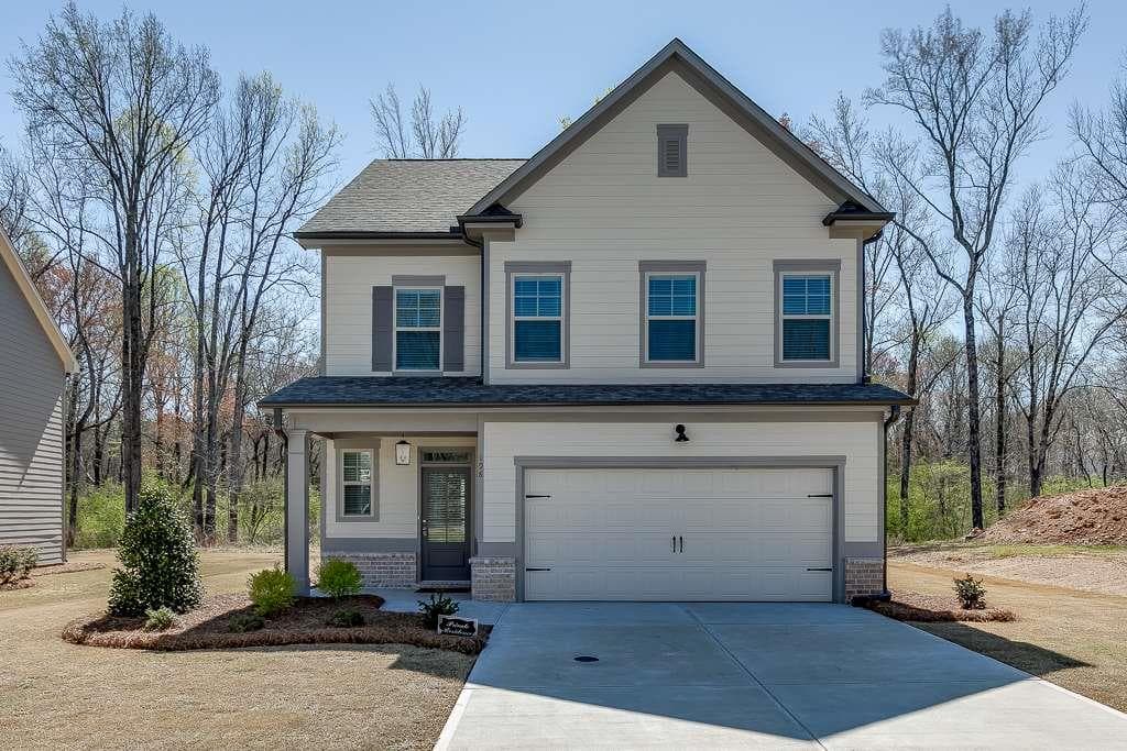 4 bedroom, 3 bathroom, 1,765 sq ft single family residence for rent at 198 Blue Dragon Drive, Jefferson, GA 30549 for $2,195 a month