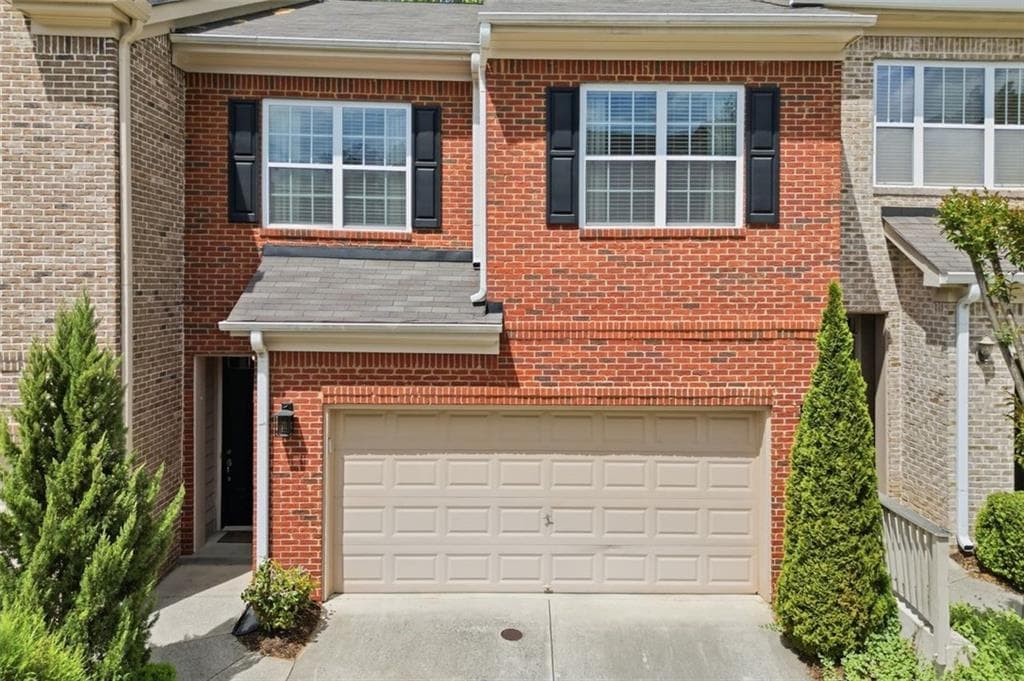 3 bedroom, 3 bathroom, 2,160 sq ft townhouse for sale at 1114 Firethorne Pass, Cumming, GA 30040