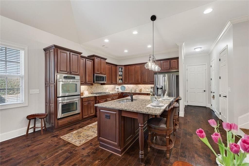 3 bedroom, 3 bathroom, 3,126 sq ft single family residence under contract at 11192 Brookhaven Club Drive, Johns Creek, GA 30097 — photo 6