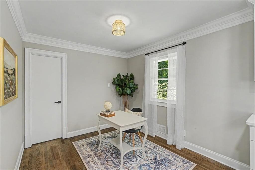 3 bedroom, 2 bathroom, 1,300 sq ft single family residence for sale at 20 Hidden Court, Mableton, GA 30126 — photo 3