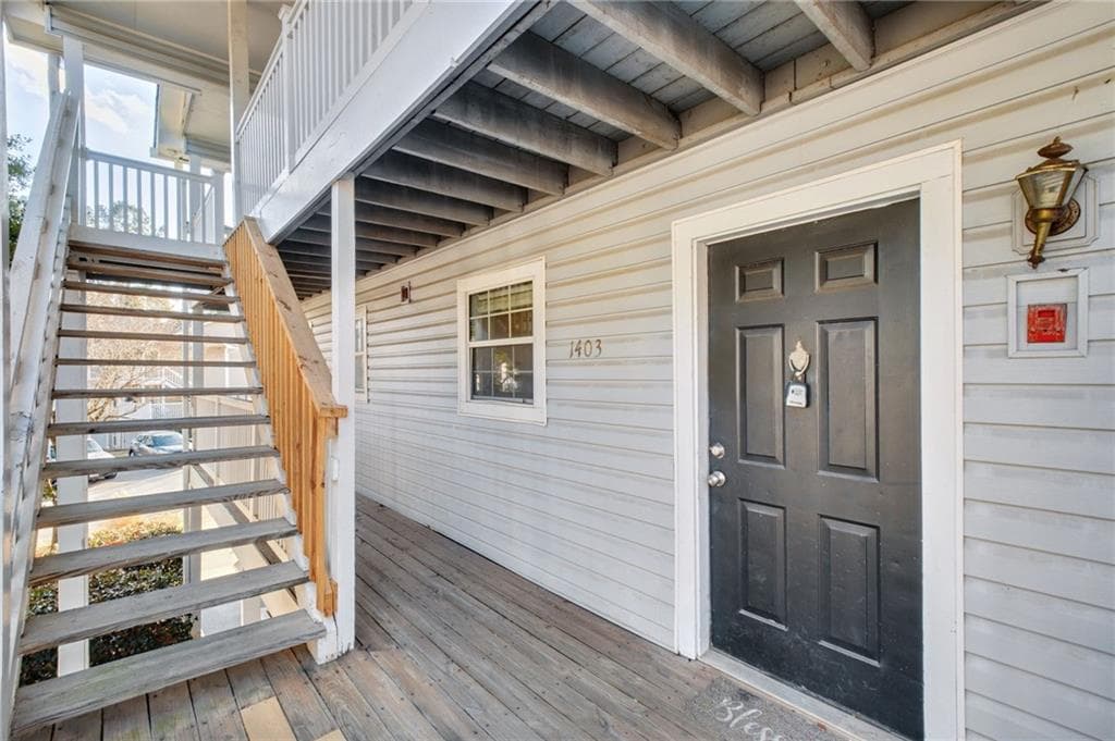 2 bedroom, 1 bathroom, 1,197 sq ft condominium for sale at 1403 Augusta Drive, Marietta, GA 30067 — photo 6