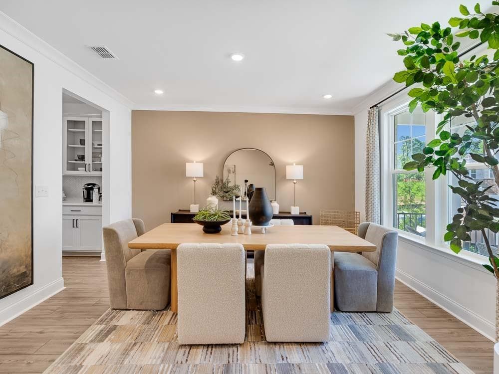 5 bedroom, 4 bathroom, 3,236 sq ft single family residence under contract at 4004 Dantry Lane, Buford, GA 30519 — photo 8