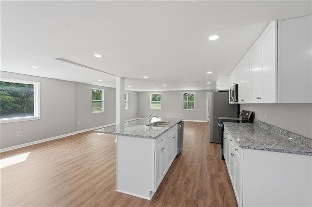 4 bedroom, 2 bathroom, 3,046 sq ft single family residence for rent at 7134 Williams Road, Flowery Branch, GA 30542 for $3,250 a month — photo 7