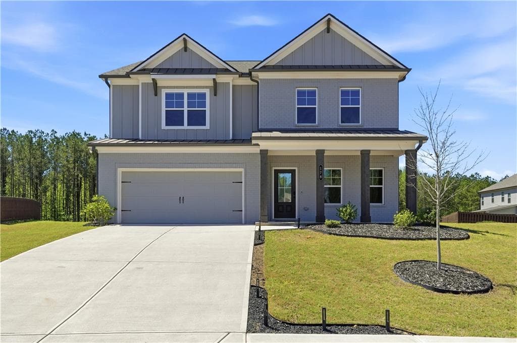 4 bedroom, 3 bathroom, 2,446 sq ft single family residence for rent at 176 Brant Circle, Jefferson, GA 30549 for $2,800 a month — photo 1 of 32