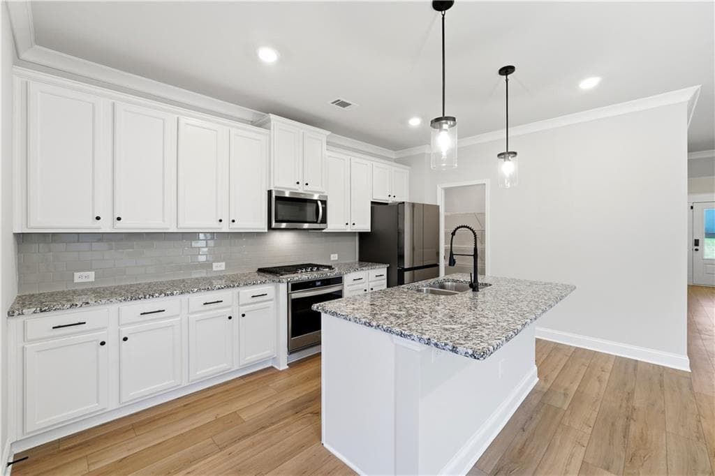 4 bedroom, 3 bathroom, 2,446 sq ft single family residence for rent at 176 Brant Circle, Jefferson, GA 30549 for $2,800 a month — photo 8