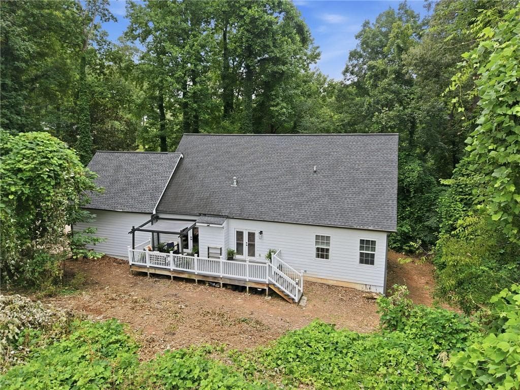 8 bedroom, 4 bathroom, 4,418 sq ft single family residence for sale at 592 Hidden Hills Court, Marietta, GA 30066 — photo 6