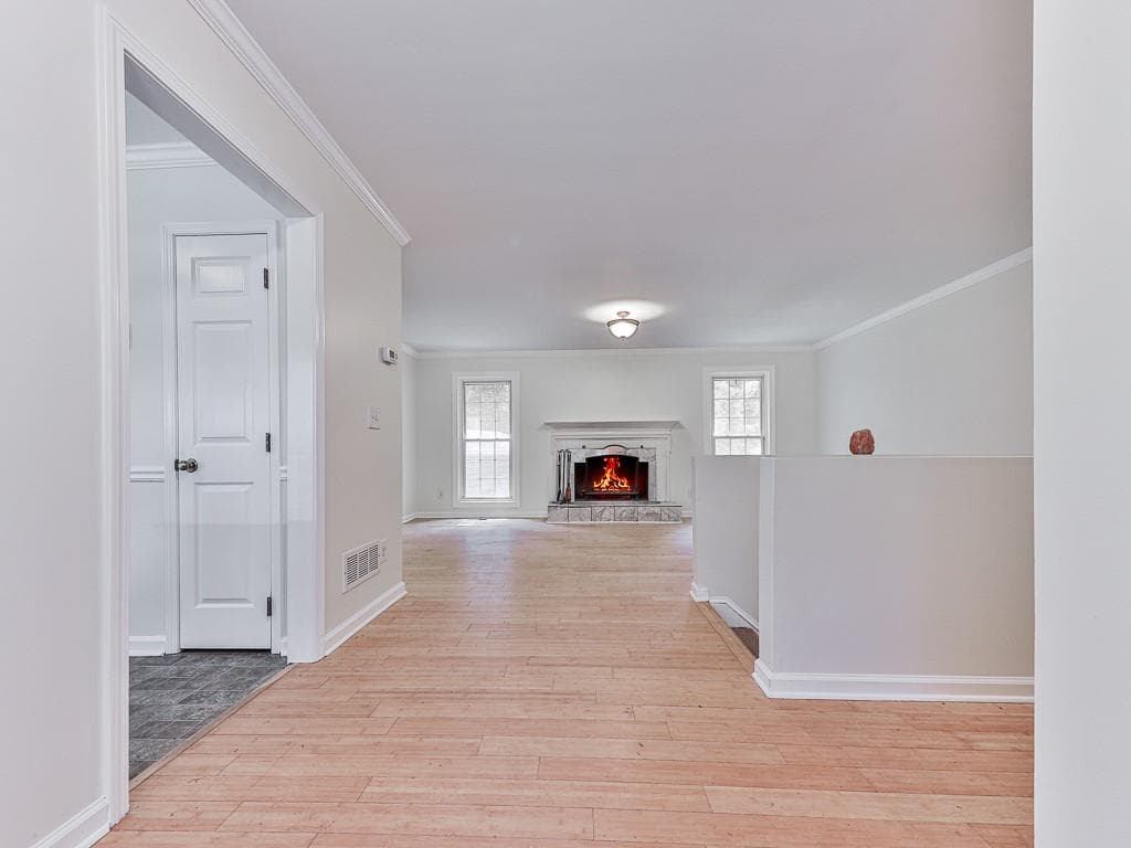 3 bedroom, 2 bathroom, 1,420 sq ft single family residence for sale at 4211 Rose Trail, Acworth, GA 30102 — photo 6