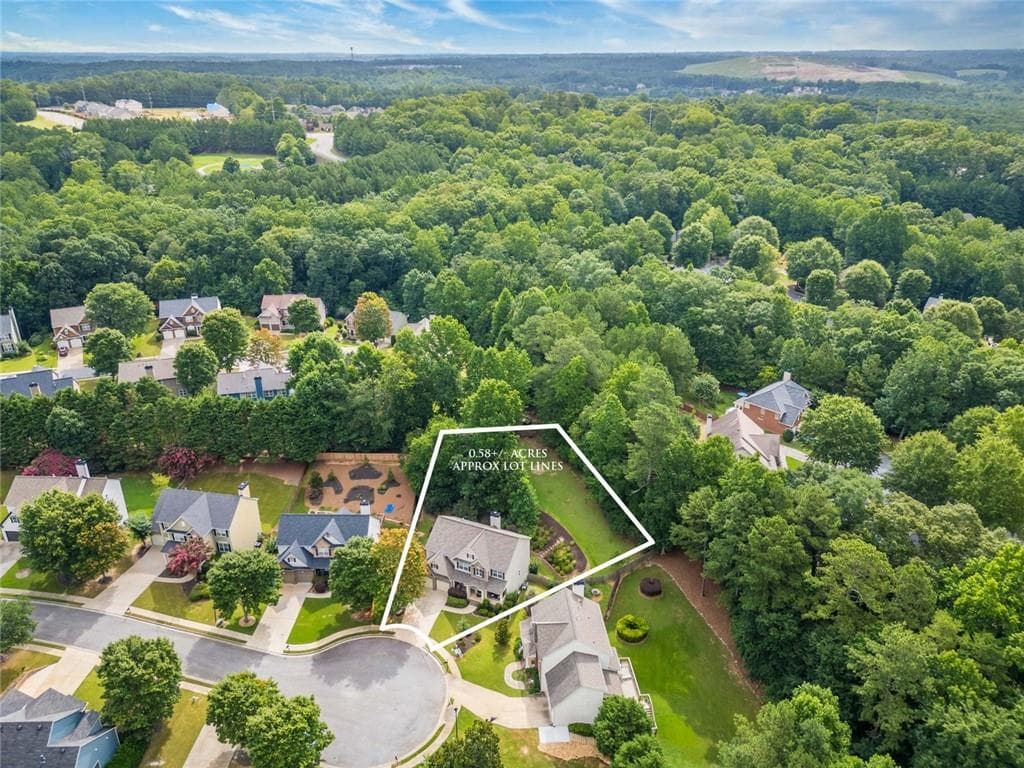 4 bedroom, 4 bathroom, 4,097 sq ft single family residence for sale at 1017 Panoramic Pointe, Buford, GA 30518 — photo 2