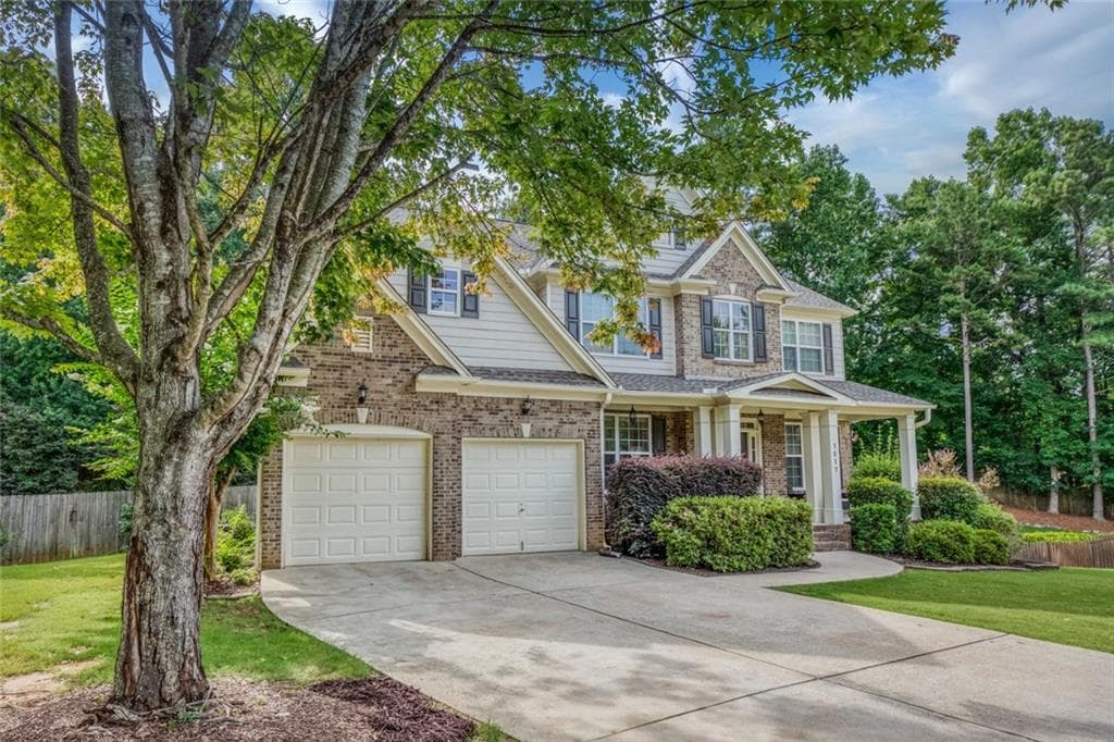 4 bedroom, 4 bathroom, 4,097 sq ft single family residence for sale at 1017 Panoramic Pointe, Buford, GA 30518 — photo 3