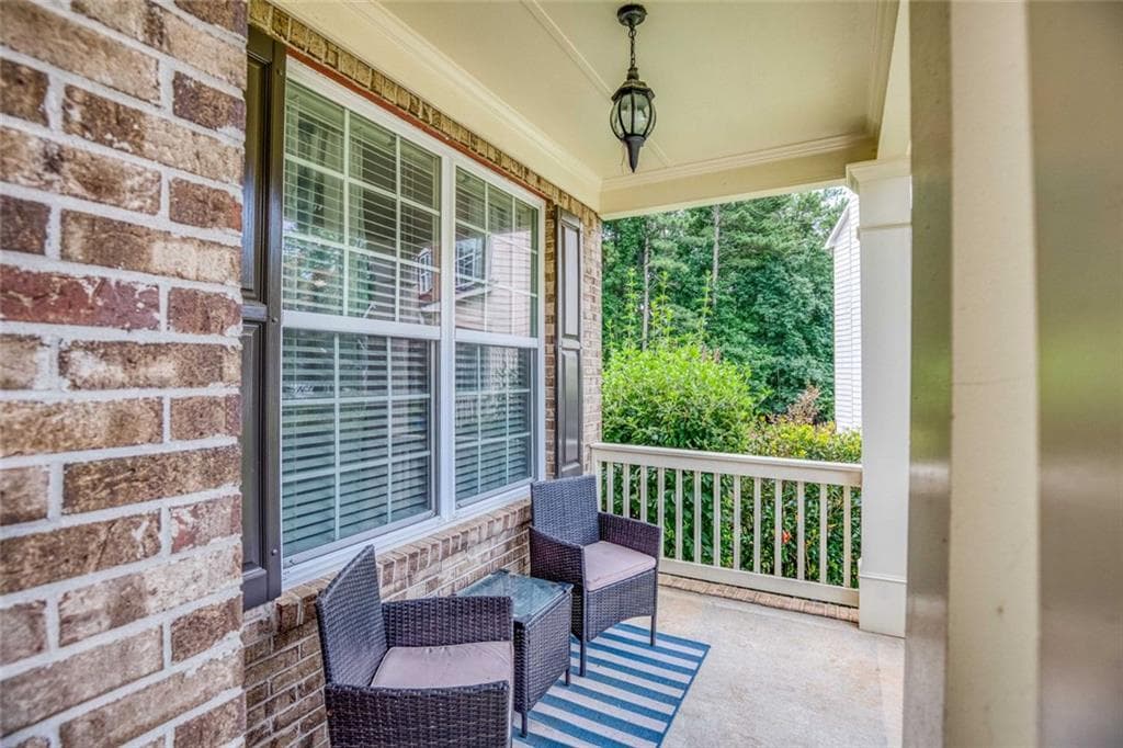 4 bedroom, 4 bathroom, 4,097 sq ft single family residence for sale at 1017 Panoramic Pointe, Buford, GA 30518 — photo 5