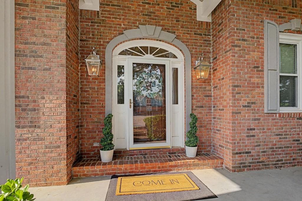 4 bedroom, 4 bathroom, 4,088 sq ft single family residence for sale at 2755 Napa Vlly, Cumming, GA 30041 — photo 4