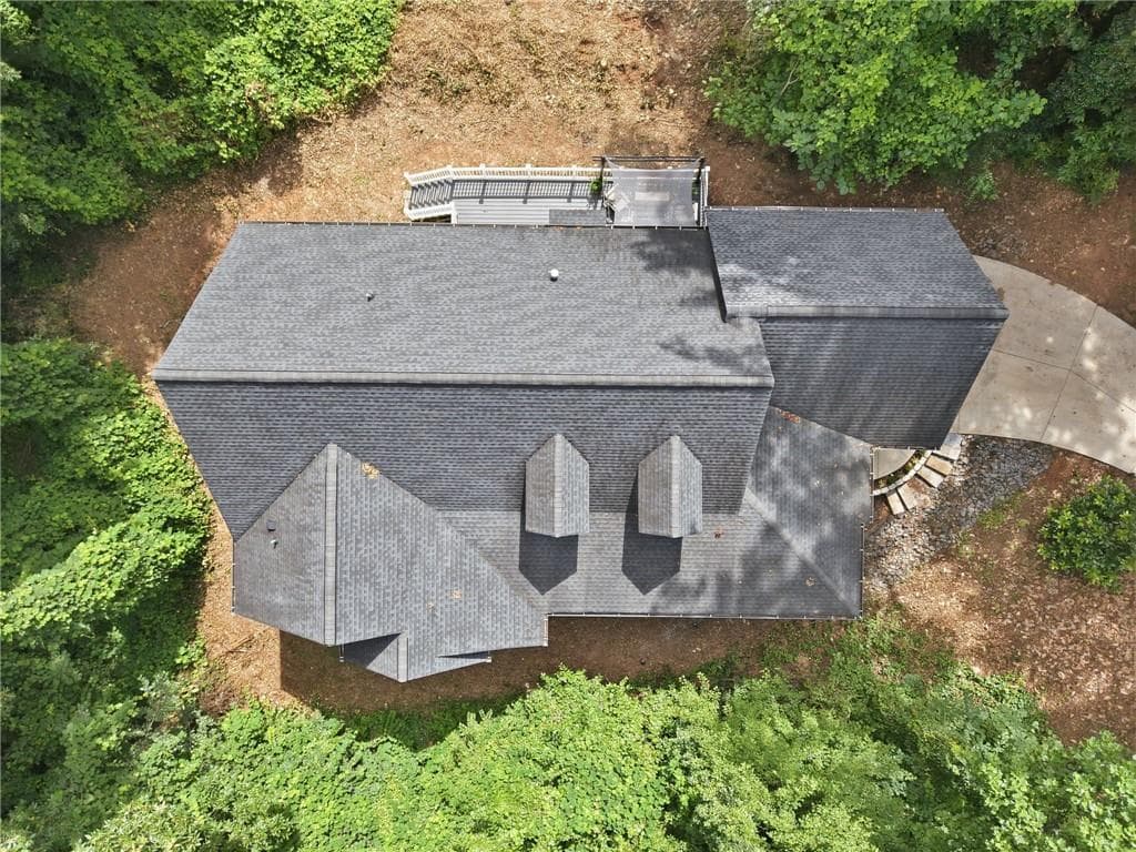 8 bedroom, 4 bathroom, 4,418 sq ft single family residence for sale at 592 Hidden Hills Court, Marietta, GA 30066 — photo 5