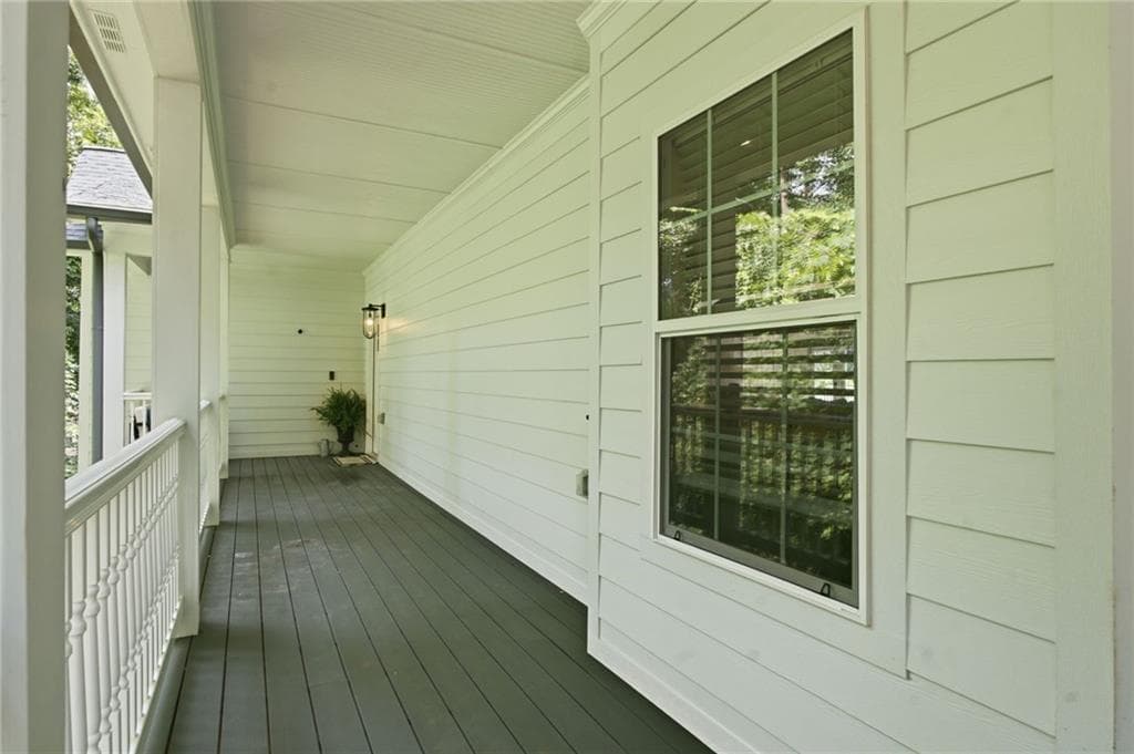 8 bedroom, 4 bathroom, 4,418 sq ft single family residence for sale at 592 Hidden Hills Court, Marietta, GA 30066 — photo 9