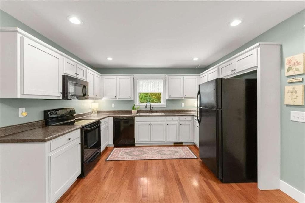 2 bedroom, 3 bathroom, 1,440 sq ft single family residence under contract at 336 Wood Street, Cornelia, GA 30531 — photo 10