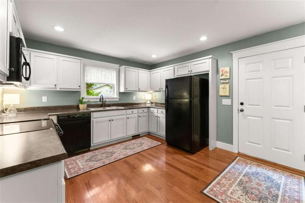 2 bedroom, 3 bathroom, 1,440 sq ft single family residence under contract at 336 Wood Street, Cornelia, GA 30531 — photo 9