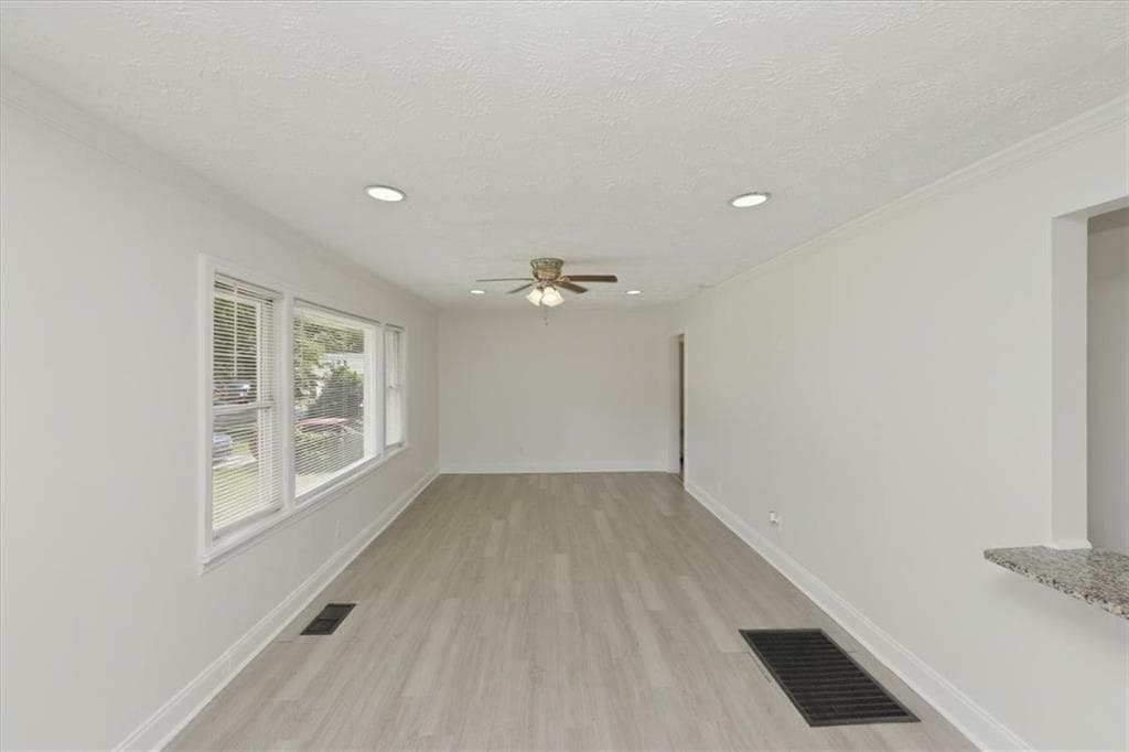 3 bedroom, 2 bathroom, 1,106 sq ft single family residence for sale at 2153 Burroughs Avenue, Atlanta, GA 30315 — photo 6