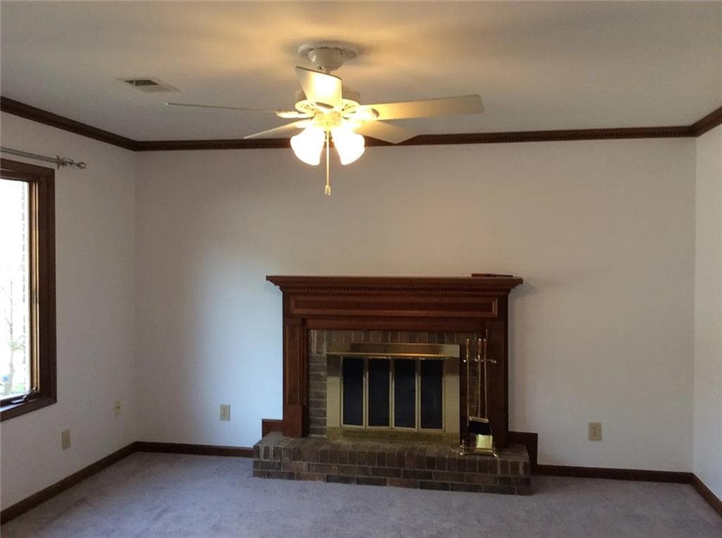 2 bedroom, 2 bathroom, 1,320 sq ft townhouse for sale at 7090 Williamsburg Drive, Riverdale, GA 30274 — photo 2
