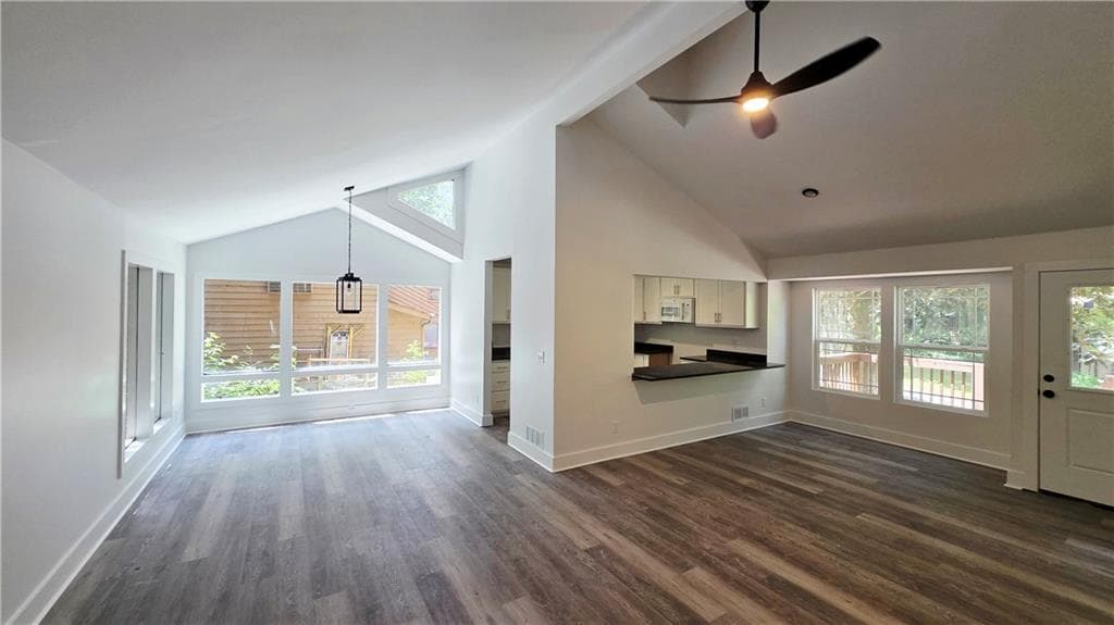 5 bedroom, 3 bathroom, 2,060 sq ft single family residence for sale at 4610 Kings Crossing Drive, Kennesaw, GA 30144 — photo 5