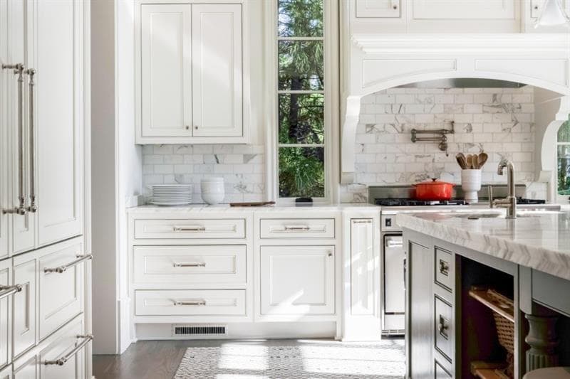 7 bedroom, 11 bathroom, 11,265 sq ft single family residence under contract at 4010 Powers Ferry, Atlanta, GA 30342 — photo 6