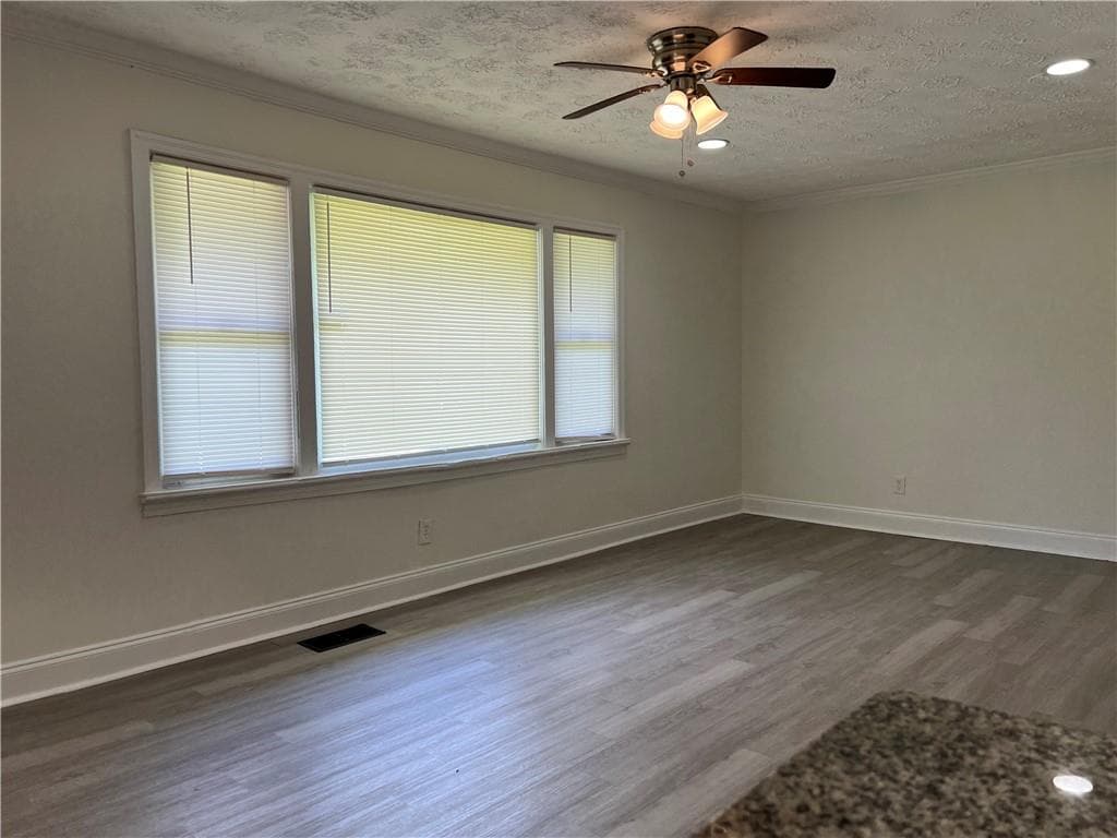 3 bedroom, 2 bathroom, 1,106 sq ft single family residence for sale at 2153 Burroughs Avenue, Atlanta, GA 30315 — photo 3