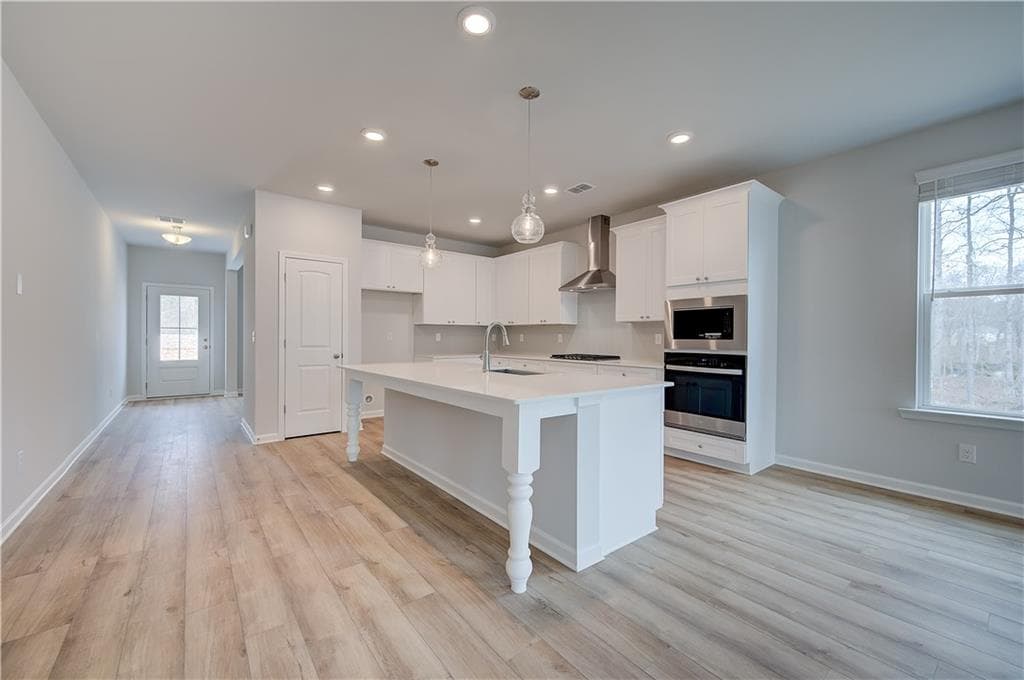 4 bedroom, 3 bathroom, 2,782 sq ft single family residence for sale at 2495 Dixon Place, Lawrenceville, GA 30045 — photo 8