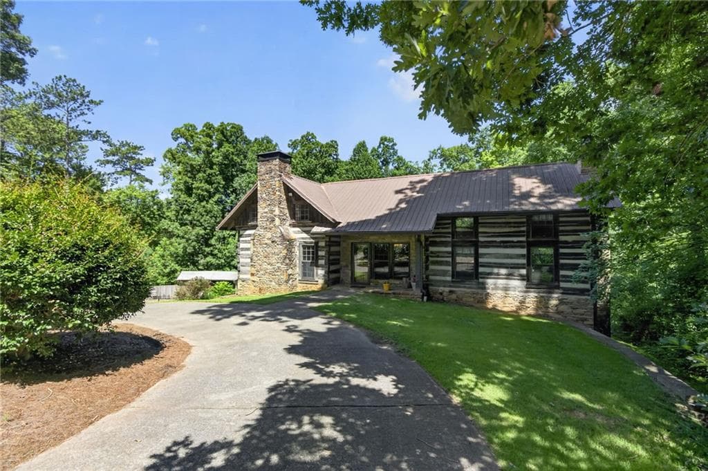 3 bedroom, 3 bathroom, 2,707 sq ft single family residence for sale at 331 Rockstore Road, Dallas, GA 30132 — photo 5