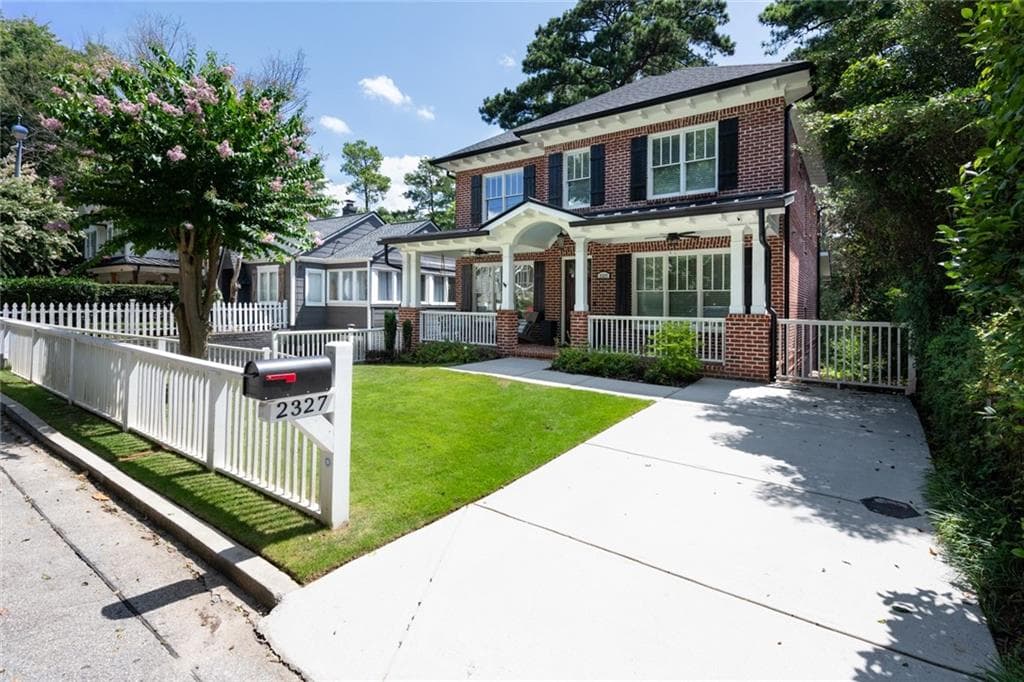 7 bedroom, 5 bathroom, 4,276 sq ft single family residence for sale at 2327 Shenandoah Avenue, Atlanta, GA 30305 — photo 2