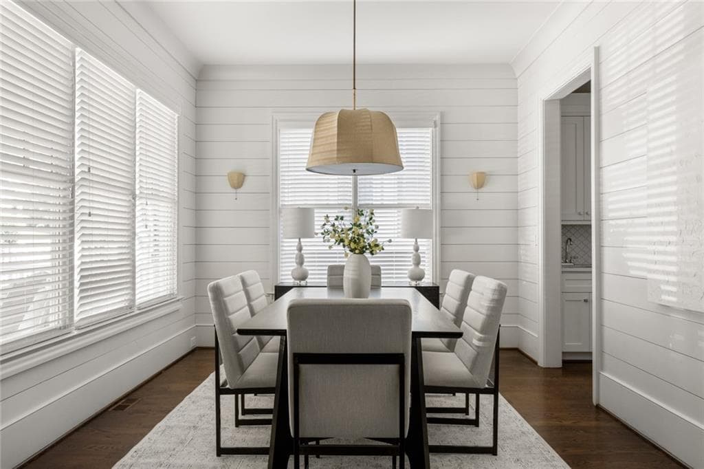 7 bedroom, 5 bathroom, 4,276 sq ft single family residence for sale at 2327 Shenandoah Avenue, Atlanta, GA 30305 — photo 6