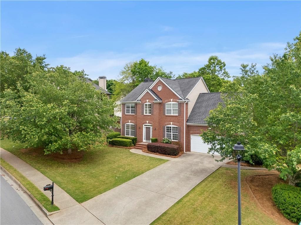 5 bedroom, 3 bathroom, 2,532 sq ft single family residence for sale at 4017 Wyndam Hill Drive, Suwanee, GA 30024 — photo 2