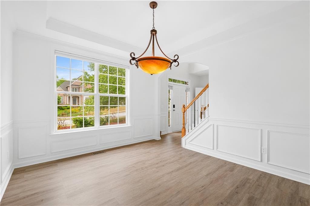 5 bedroom, 3 bathroom, 2,532 sq ft single family residence for sale at 4017 Wyndam Hill Drive, Suwanee, GA 30024 — photo 8