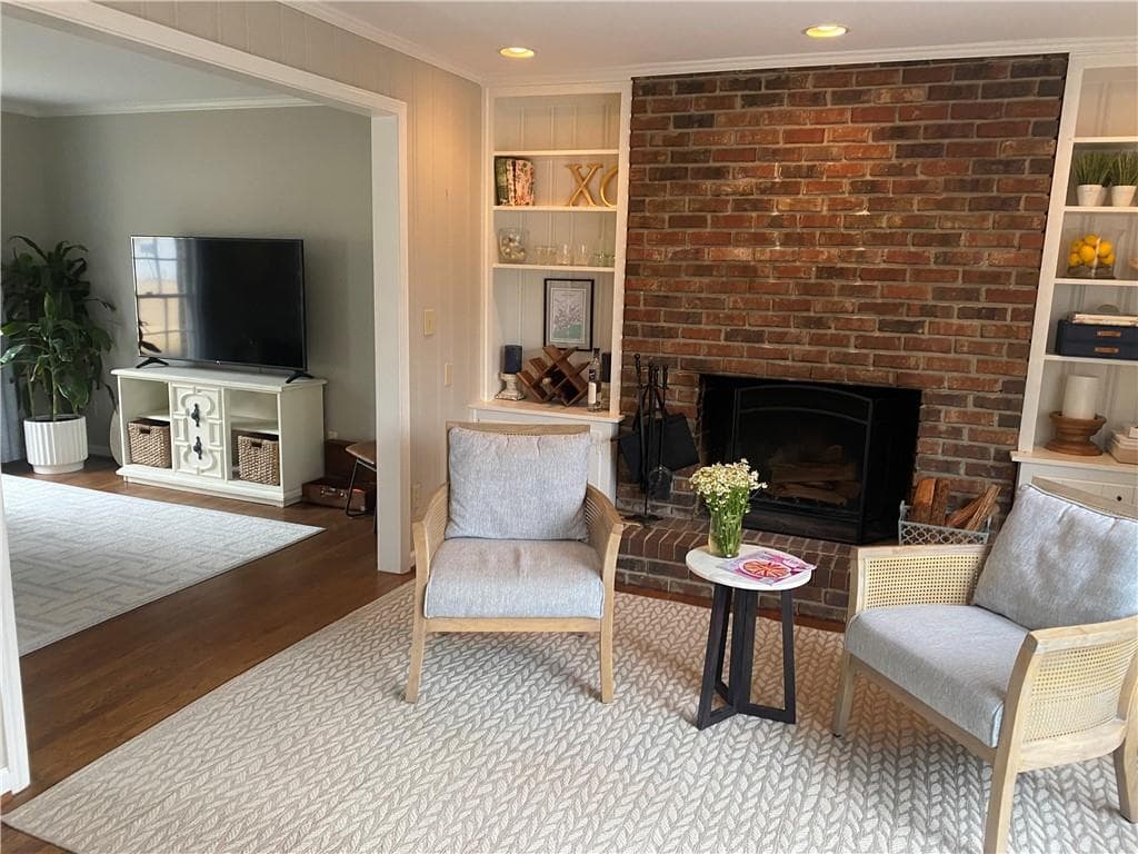 4 bedroom, 3 bathroom, 3,117 sq ft single family residence for rent at 3896 Parkcrest Drive, Atlanta, GA 30319 for $3,550 a month — photo 2